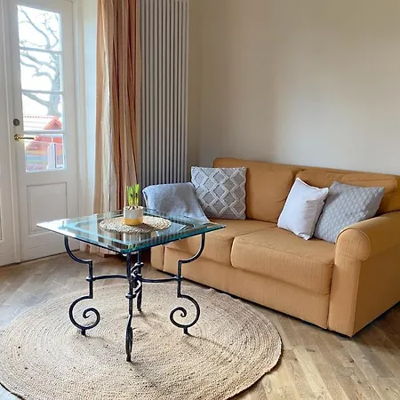 게스트하우스 Walfischhaus 보른